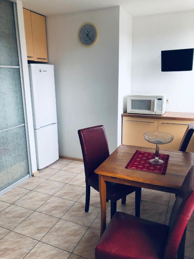 Apartamentai Klaipedos Senamiestyje Klaipėda Exterior foto